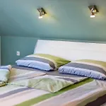 Seeurlaub Mueritz - Haus Mueritzstar Mit Sauna, Nur 300m Zur Mueritz بيت للعطل *