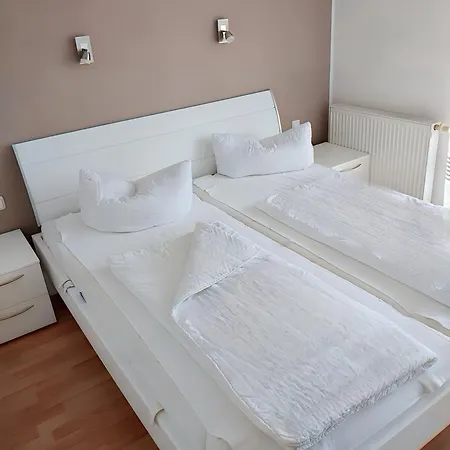 Holiday home Seeurlaub Mueritz - Haus Mueritzstar Mit Sauna, Nur 300m Zur Mueritz Robel